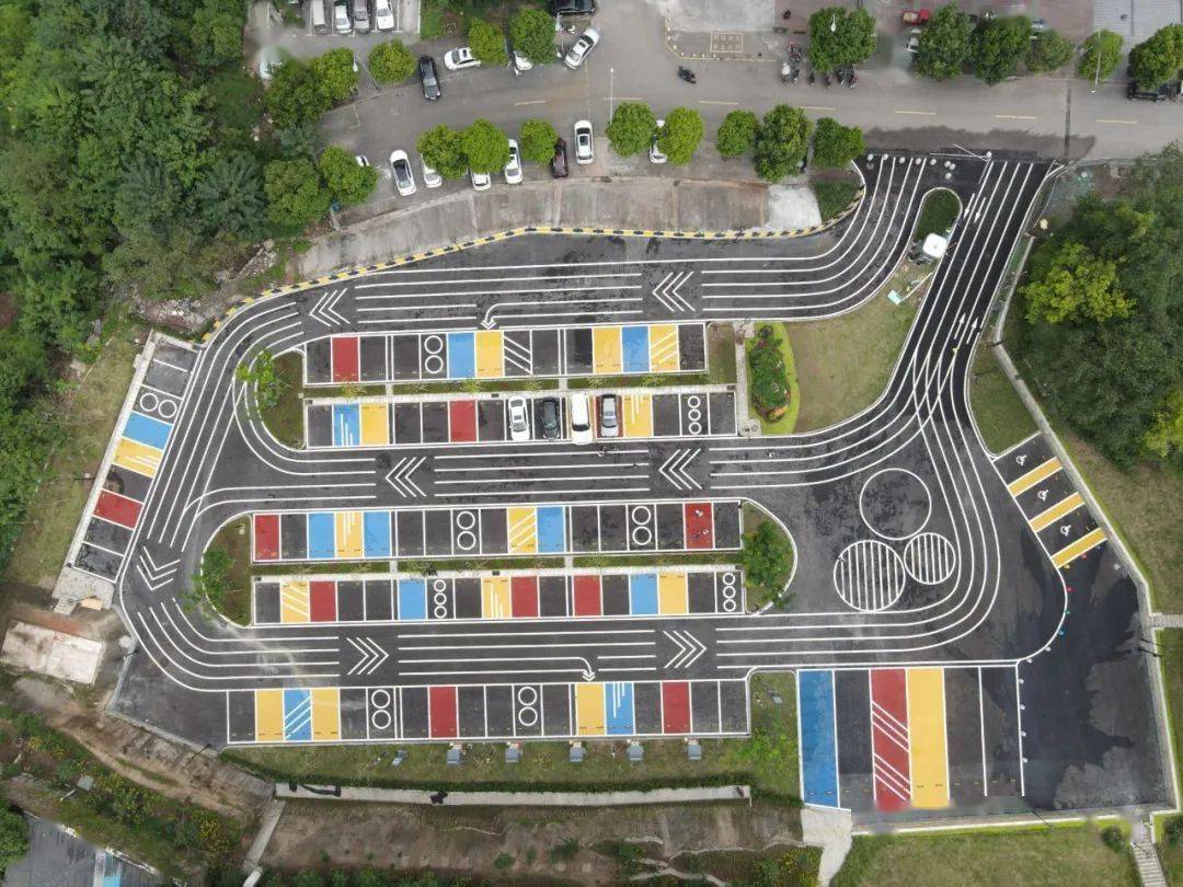 围观全市仅此一个北碚这个户外停车场快来了解一下