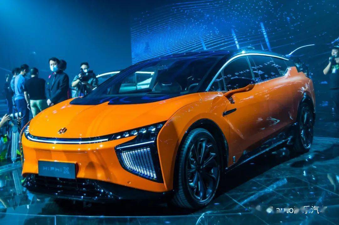 鸥翼门 对开门 630公里续航,国产纯电跨界车hiphi x亮相北京车展 | 酷