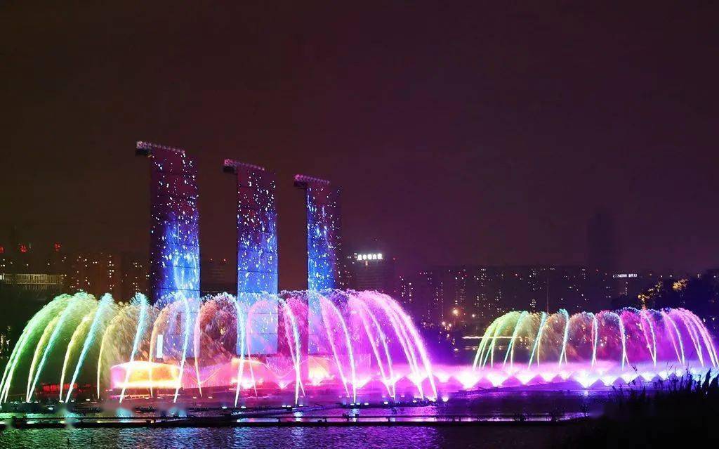 南通紫琅湖夜景图片