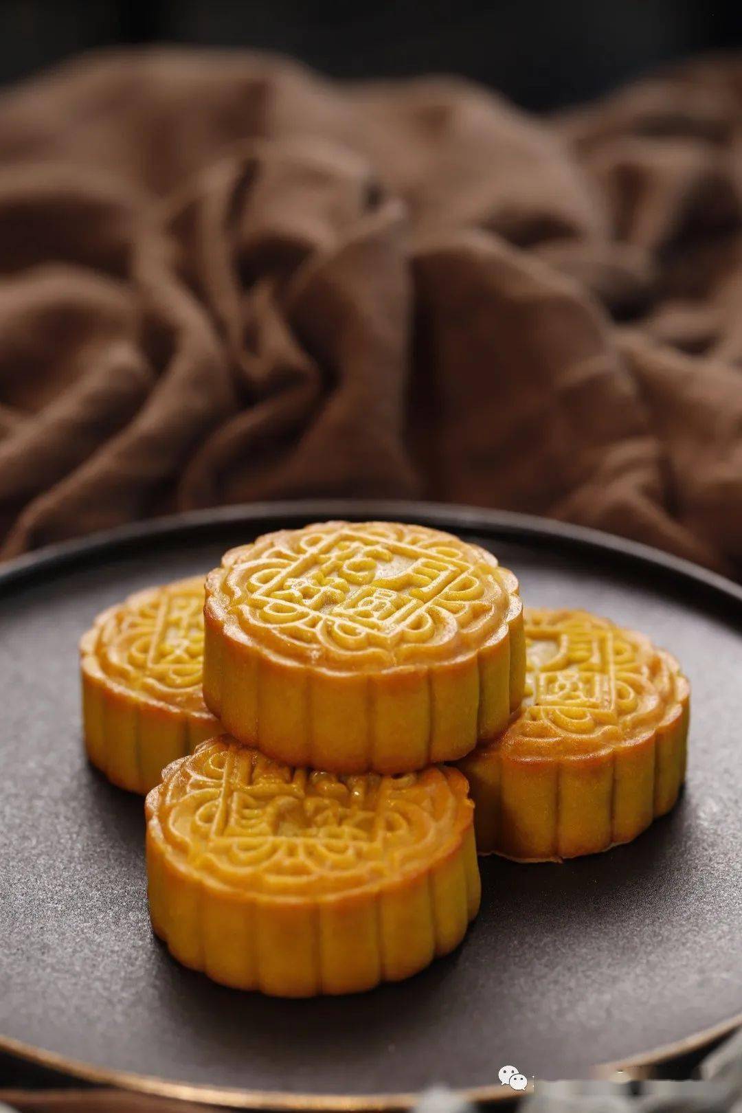 中秋行必有月饼焉