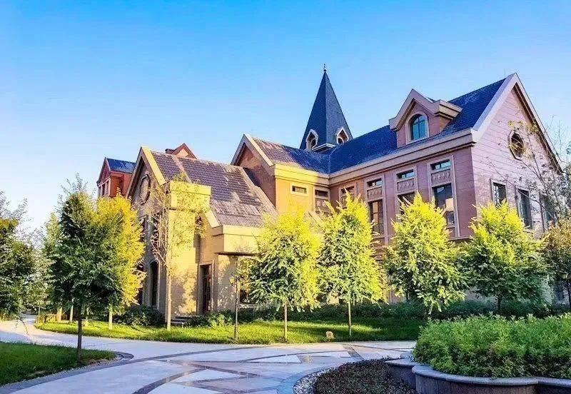 海德花园是欧亚国际二期项目,是昌吉首家当年开工当年主体封顶的品质