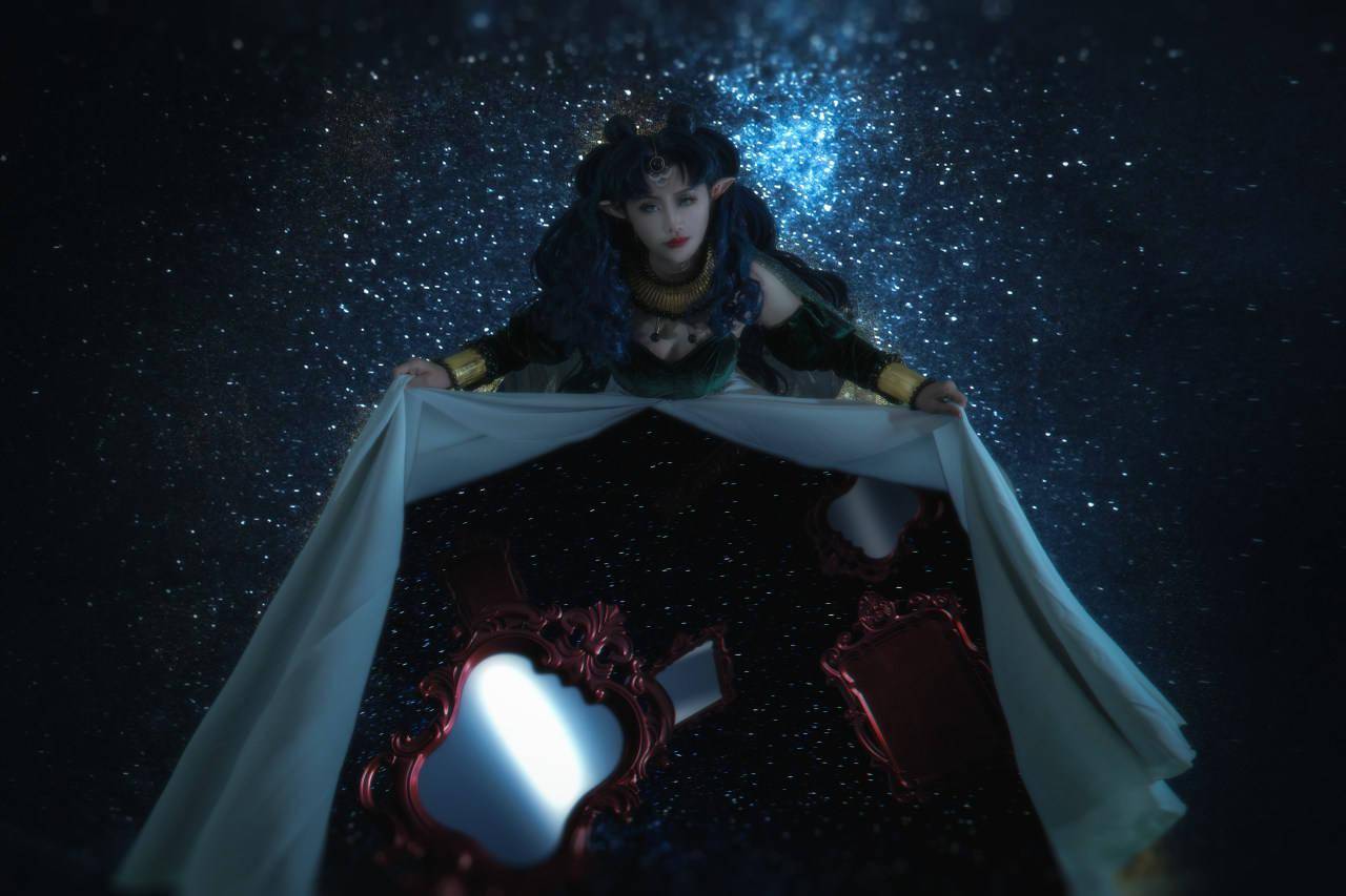 死亡月亮女王cosplay