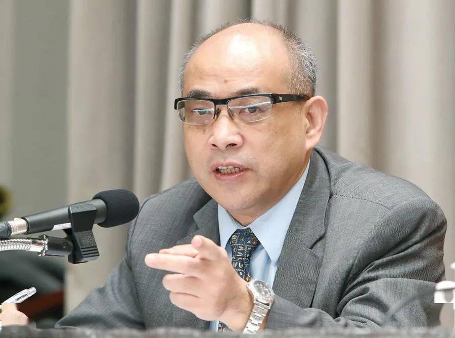 阳明换帅谢志坚退休继任者来自金融界老将闪退外行掌管