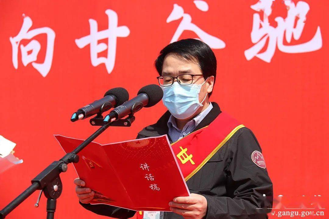 道德模范记甘谷县人民医院神经内科副主任卢强