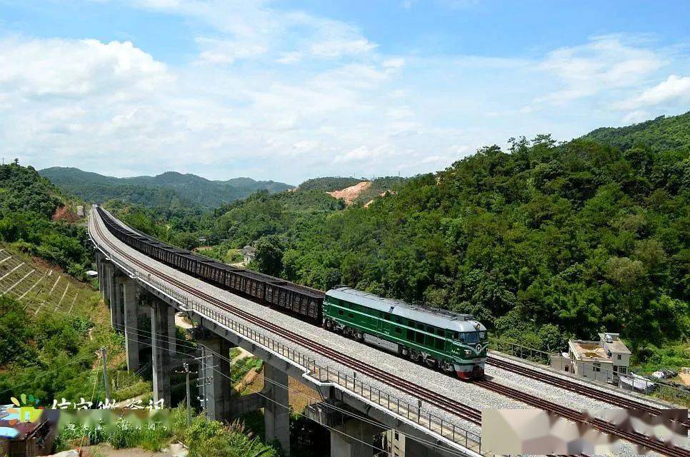 信宜铁路图片