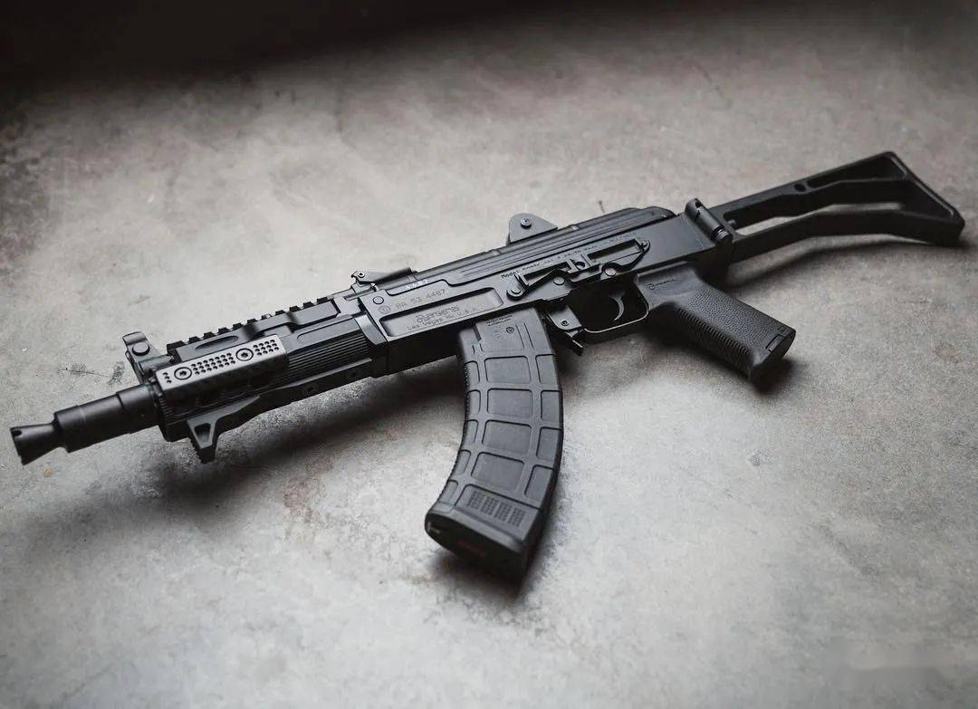 大热武器使用slr公司配件拼装的ak美图欣赏