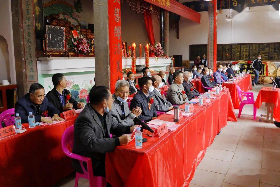 岀席庆典活动的有市,县老领导:邓扬辉,段标荣,黄光庆,黄泰连,温上杭