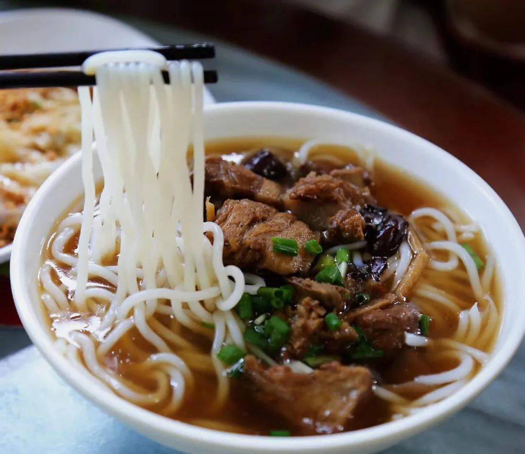 为了将恩平濑粉发扬光大他这样做