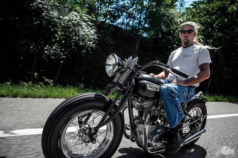 图赏丨这才是凯旋的感觉68年老凯旋650改装