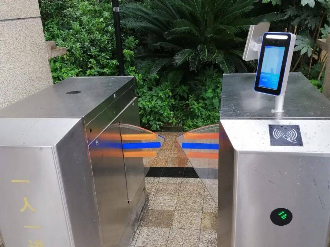 【爆料】刷脸进小区,到底安不安全?