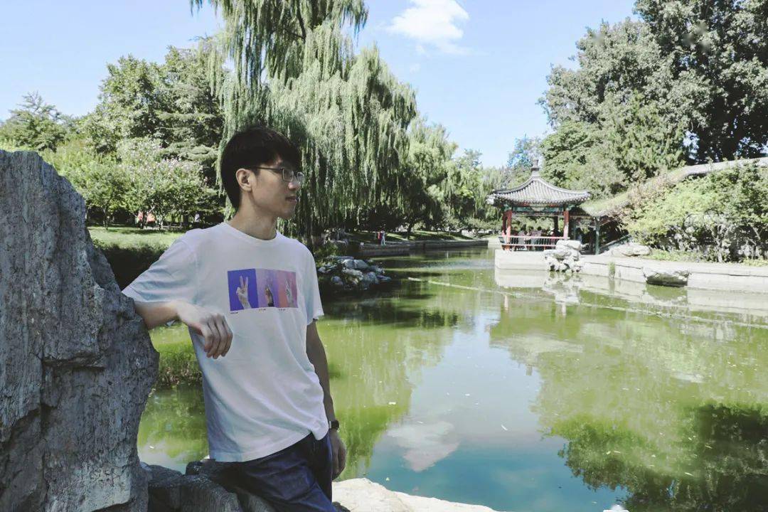 青春寄语诗刊社第36届青春诗会诗人王家铭