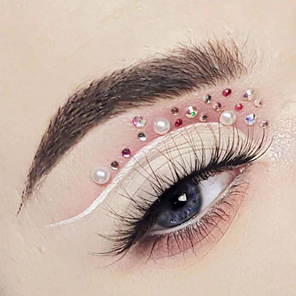 收藏水钻妆容集锦
