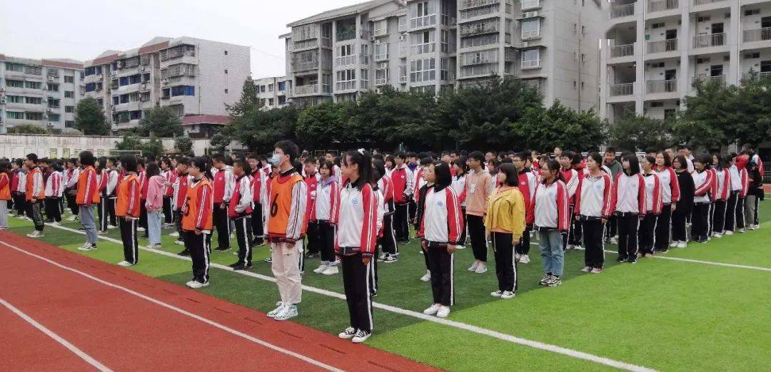 榜样孙梦怡重返方亭慈济中学圆感恩梦想