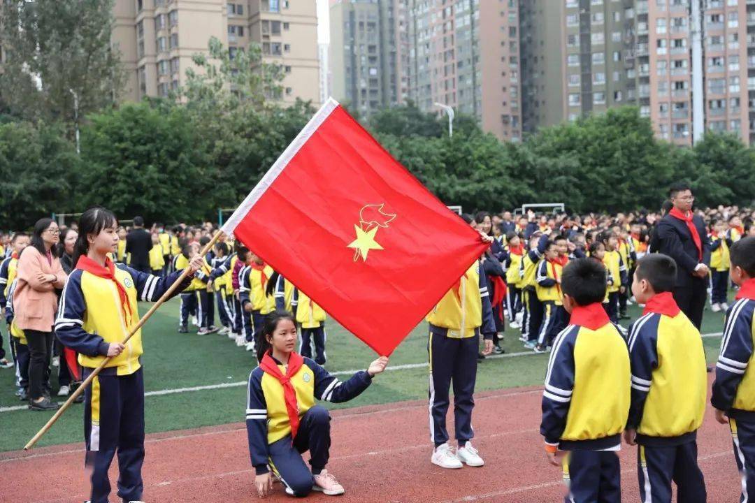 合川南滨路小学图片