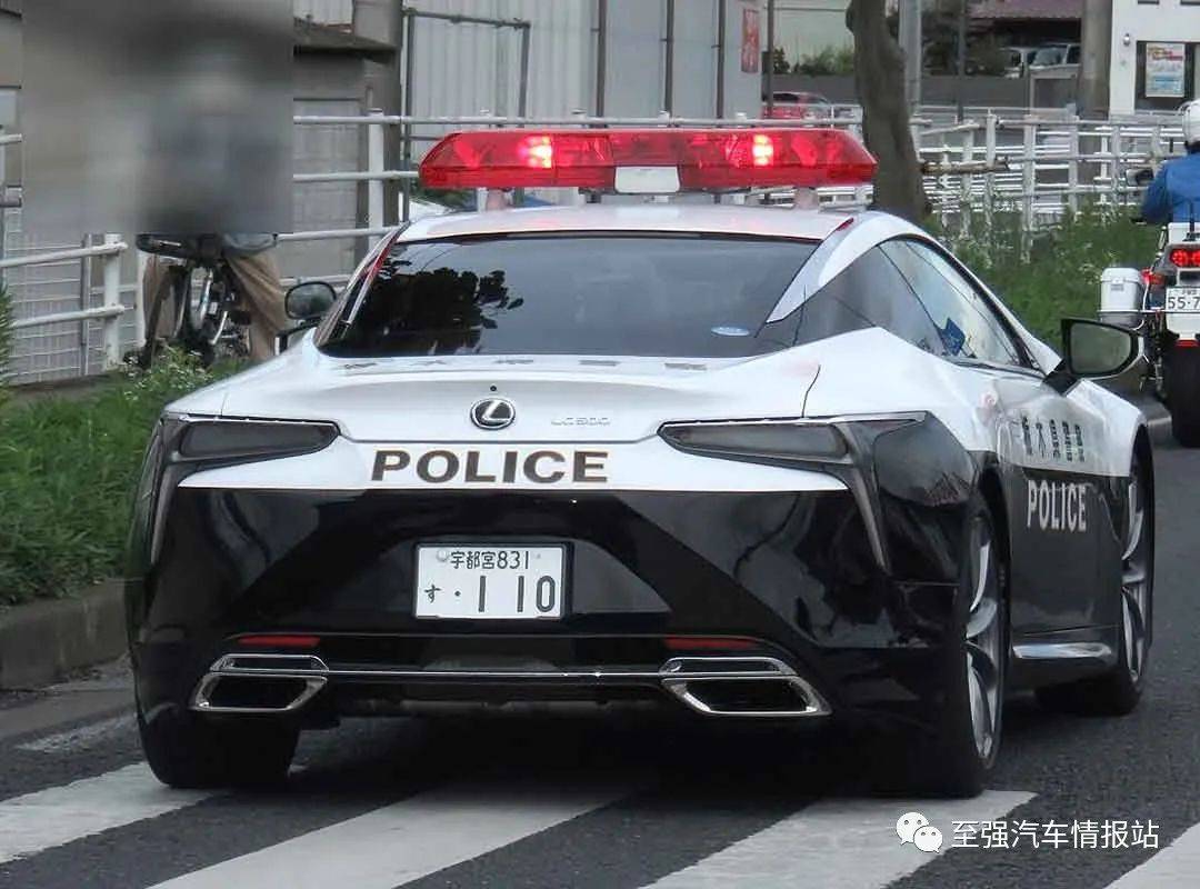 日本高性能警车再添猛员雷克萨斯lc500入列