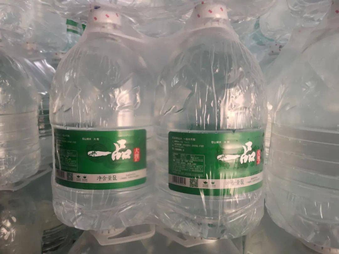 最好的防护是增强免疫力||入秋温降,一品大理提醒您:多喝水!