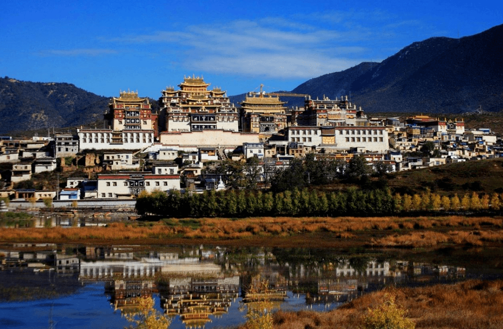 迪庆华美达酒店▏梅里雪山松赞林寺千年传承土著文化体验独特滇藏秘境