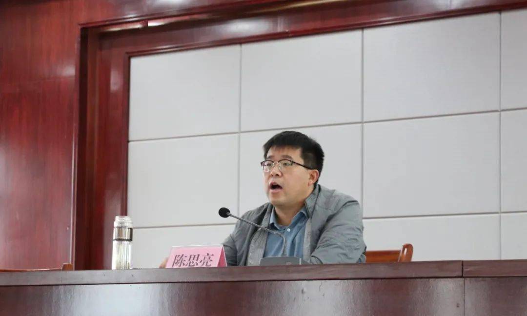 山口镇召开脱贫攻坚遍访核查工作会