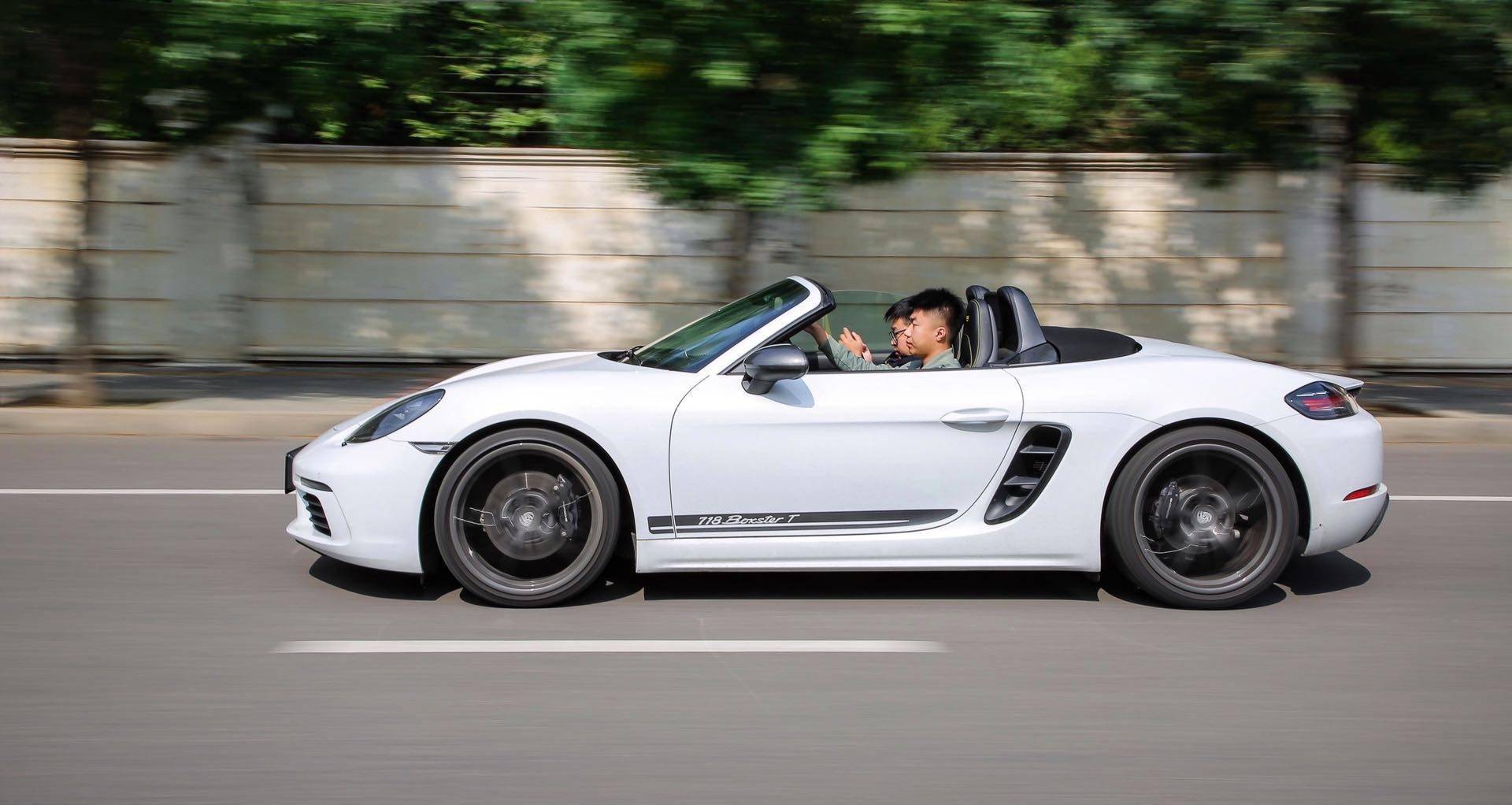 刚子很刚这是一辆容易自来熟的车试驾保时捷718boxstert