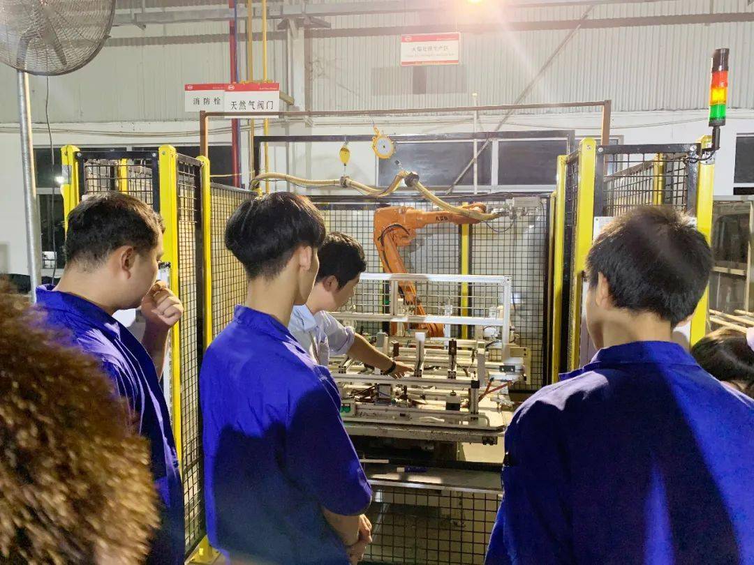 汽车饰件工厂西安制造部装配车间开展关键岗位实操培训