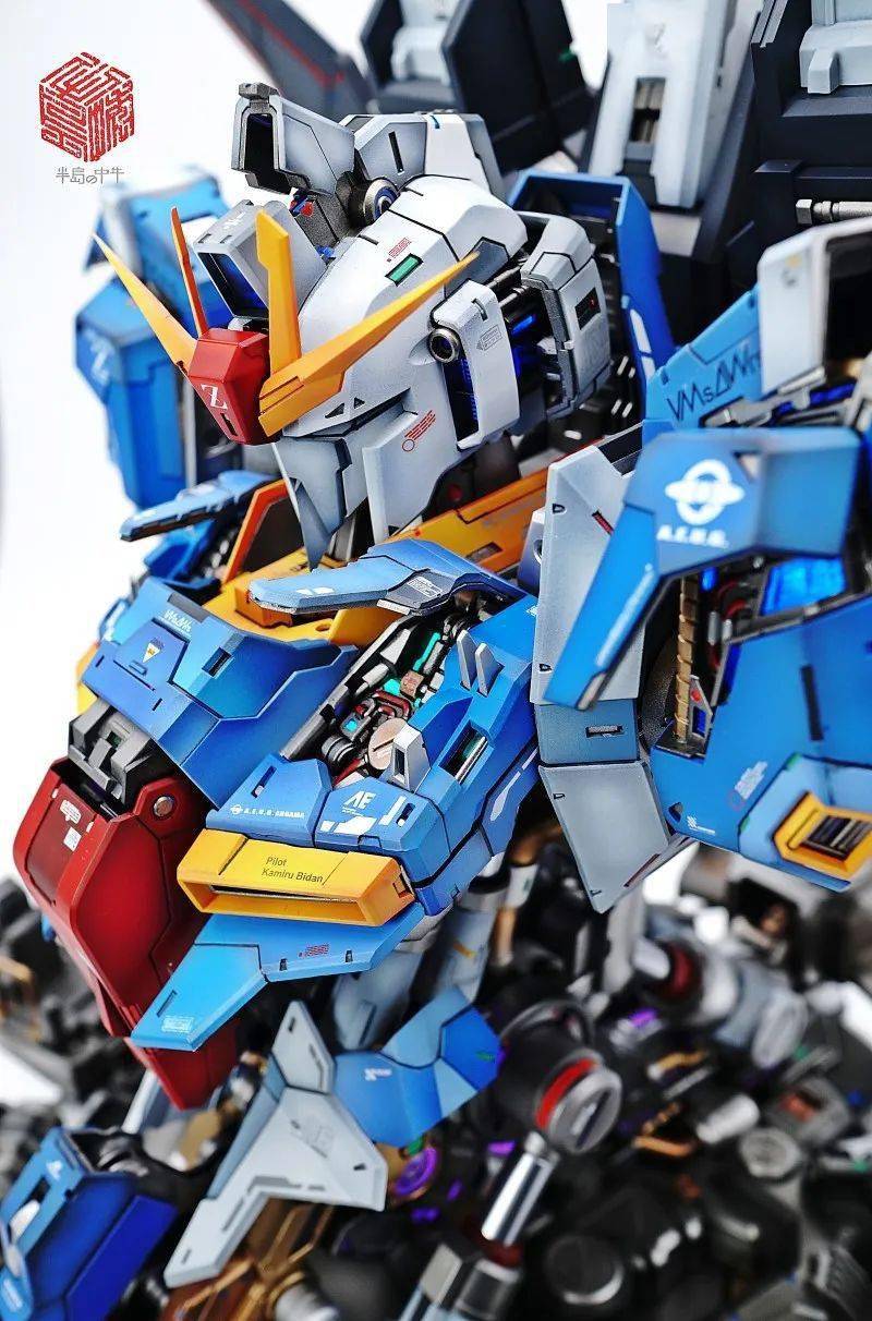 135z高达胸像涂装制作不止大还很精美