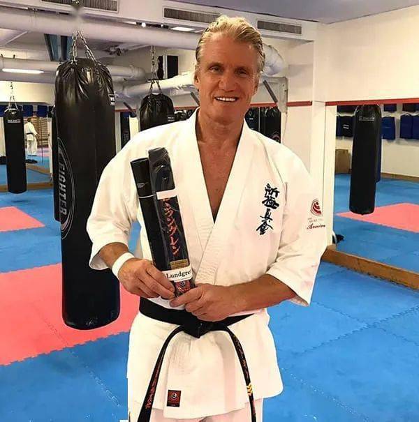 智商160他是把史泰龙打到住院的化学硕士洛奇4的龙格尔现在怎样了