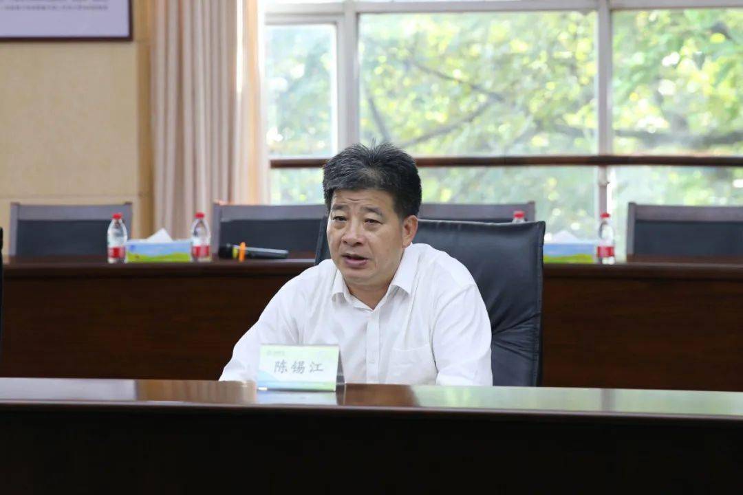 市人大常委会副主任陈锡江到南城督导安全防范工作