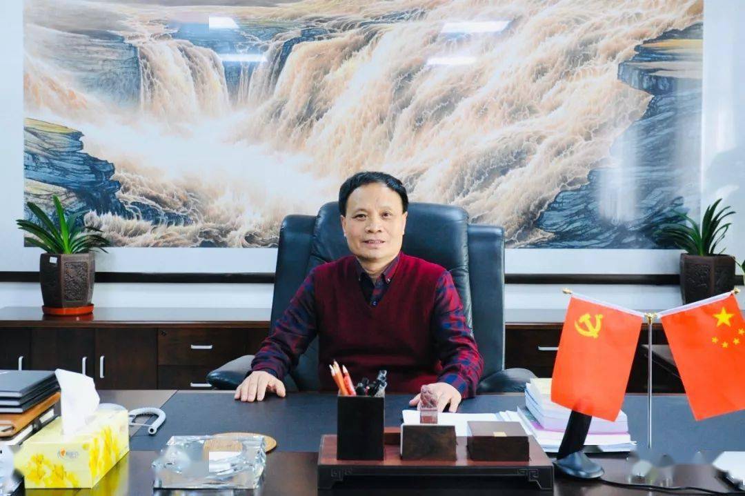 [今日头条]罗日新的随笔:一个人的战斗一一致《新东西》创办五周年