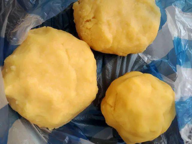 买鱼饵花费不少分享四种自制饵料掌握好了照样能上鱼