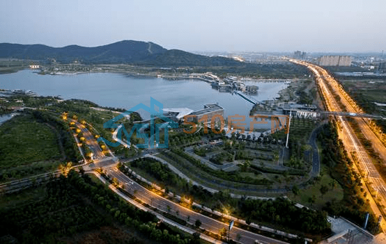 即将开工建设02(敔山湾第二幼儿园位置)其次是规模:用地18亩,规划6轨