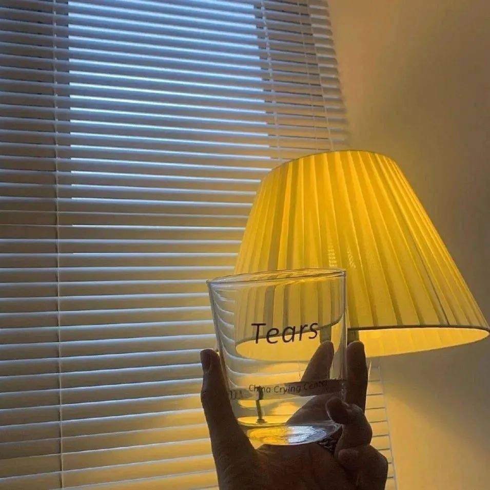 头像背景丨水逆散退事业顺利