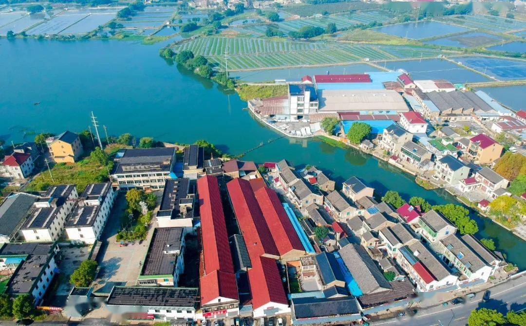 以上图片:2020年10月17日拍摄的江苏省苏州市吴江区七都镇开弦弓村村