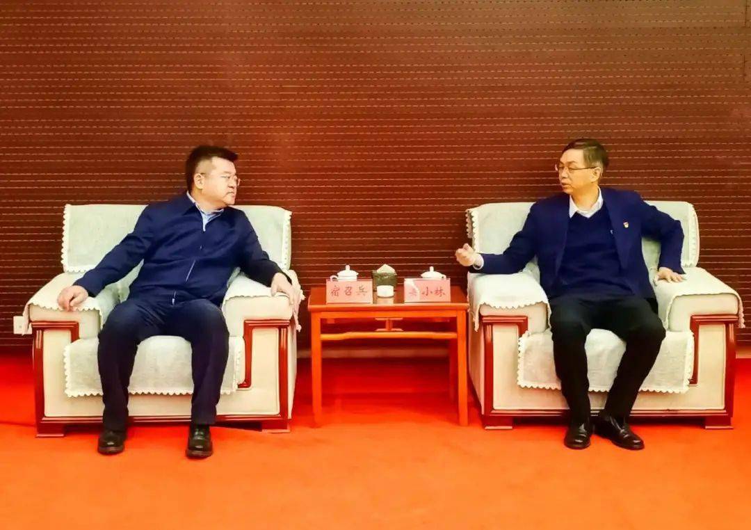 姜小林会见新疆托里县委书记宿召兵一行