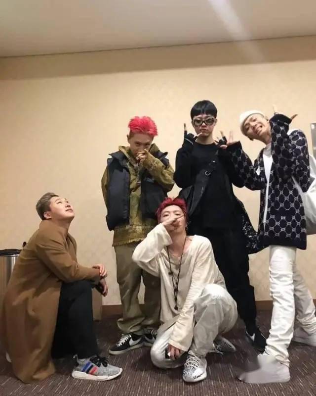 第七季亚军loopy,第九季参赛选手owen,还有rapper:young west和bloo