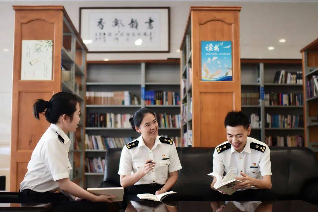 莆田海关的八小时之外