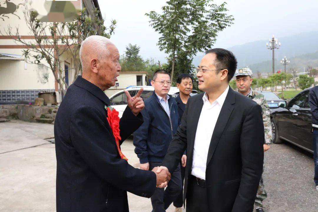 书记,县长走访慰问剑阁抗美援朝志愿军老战士_手机搜狐网