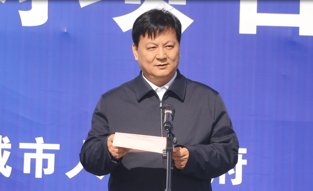 褚锦锋指出,此次在主会场开工的上若泰基年产300万吨冷轧镀锌带钢项目