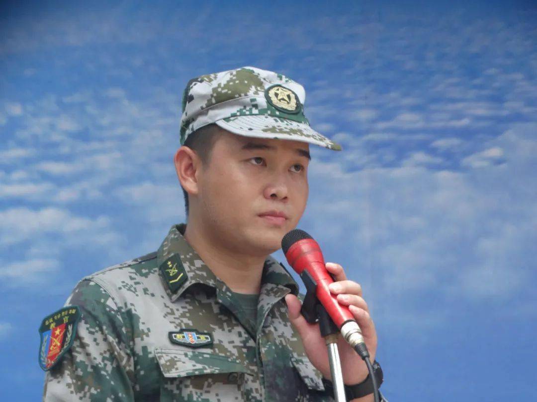 江门市第一职业高级中学新生军训圆满结束第二批