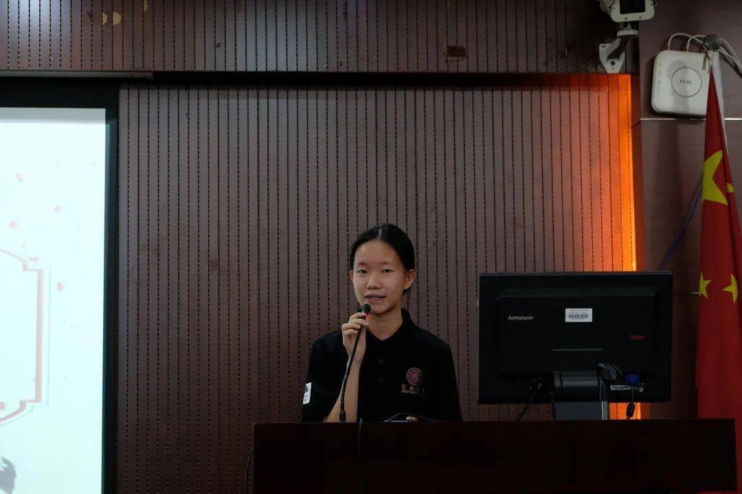 最后,刘潇潇老师还介绍了暨南大学中华传统文化教育名辅导员工作室,其