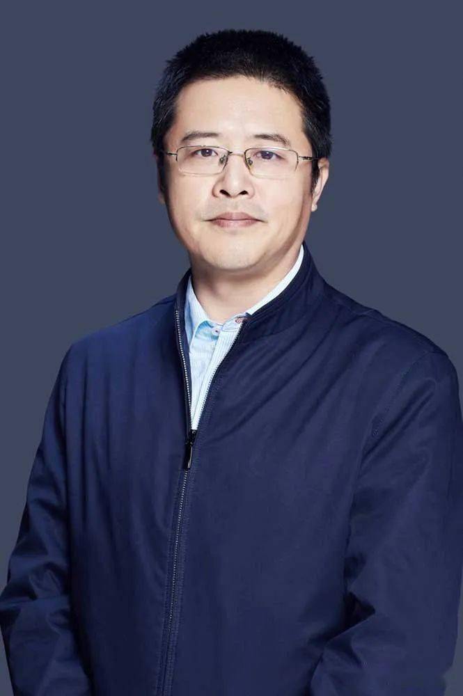 级演员,中央芭蕾舞团舞蹈学校副校长)齐建军(北京市育才学校党委书记