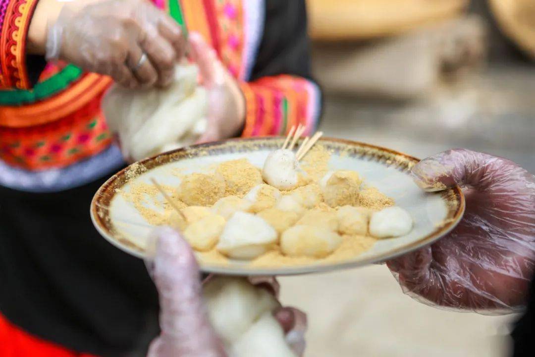 打糍粑吃糍粑这才是毕节人过重阳的方式