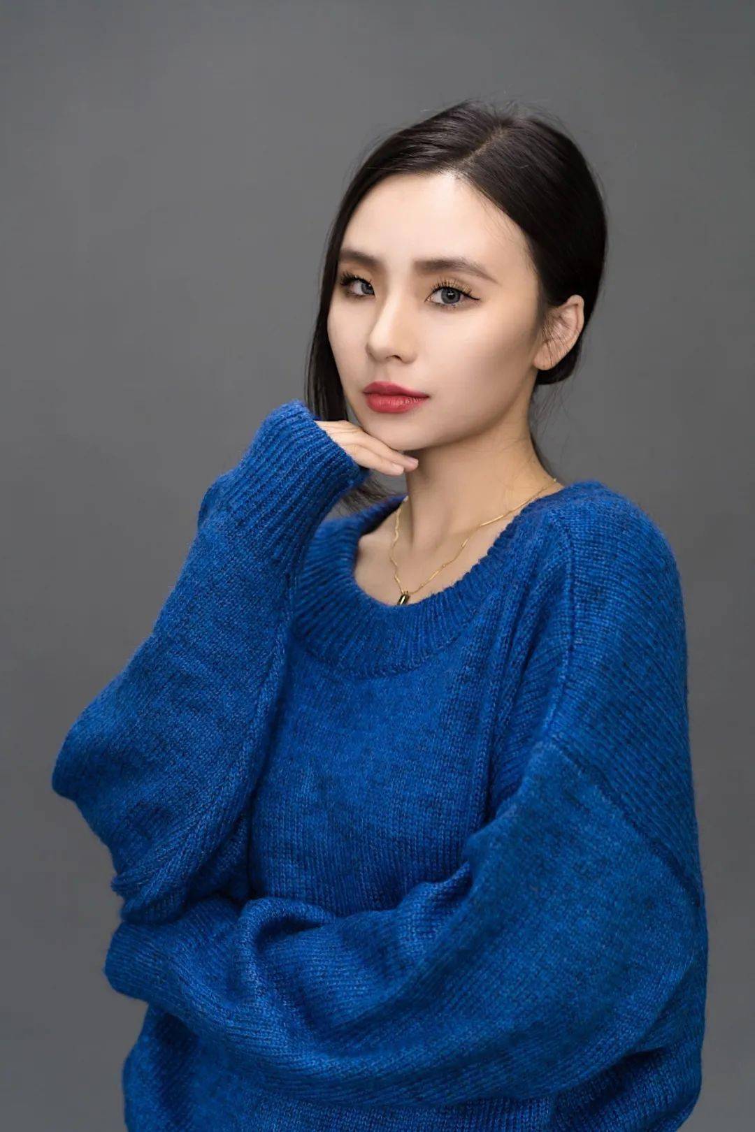 毛衣阔腿裤秋冬这样穿才洋气02真人示范