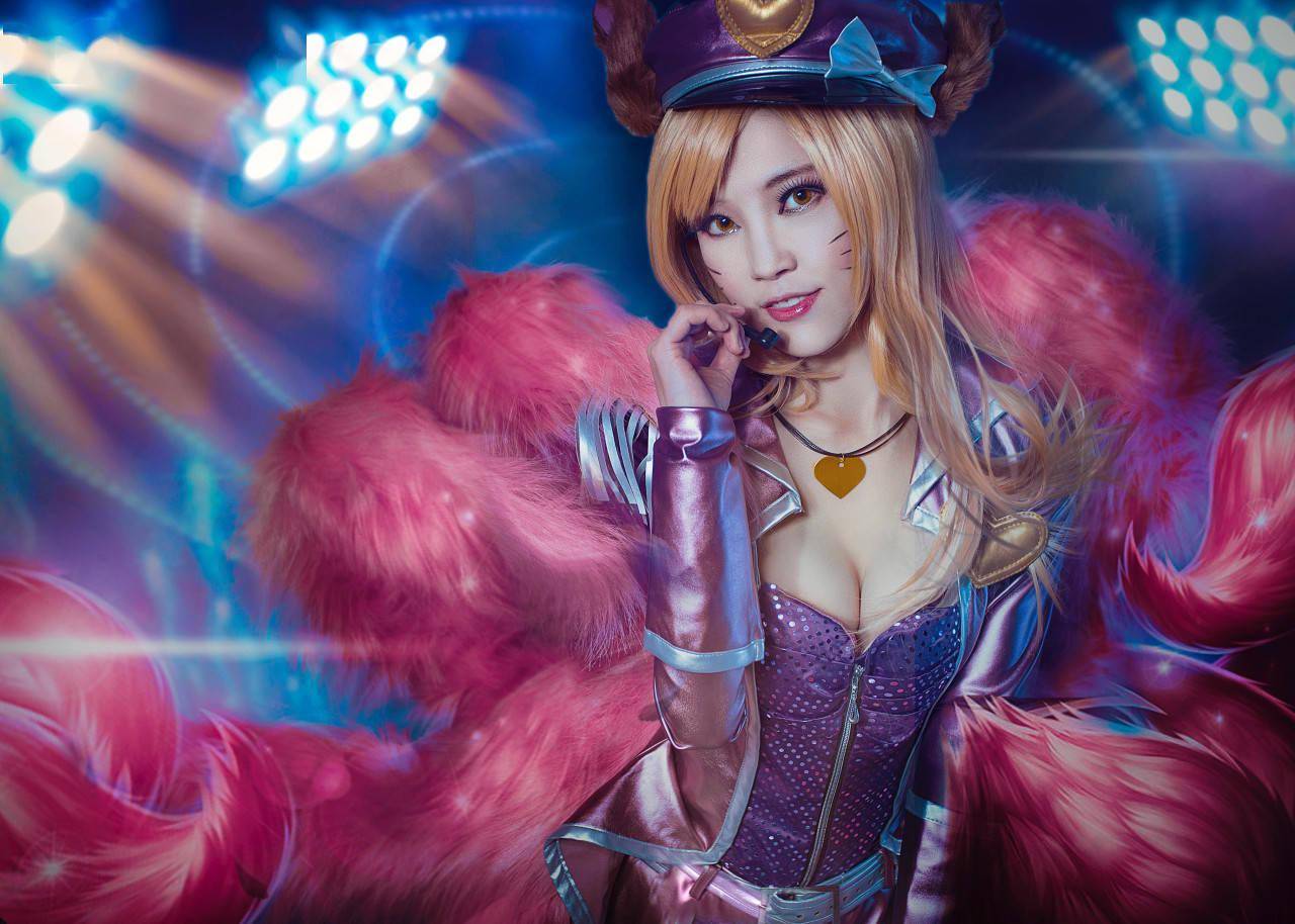 英雄联盟 偶像歌手阿狸cosplay