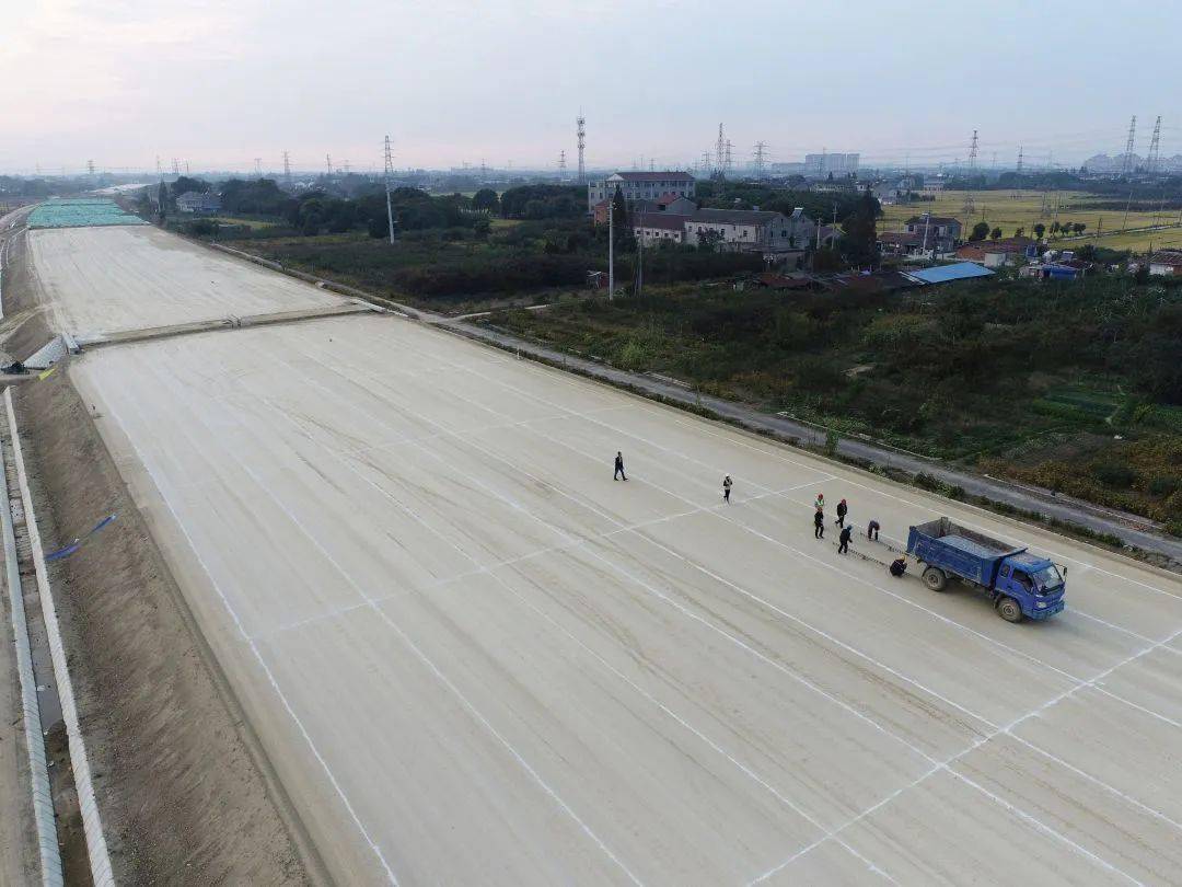 路基质量控制难?他们验收通过了