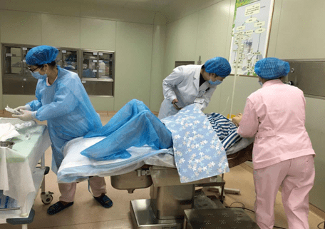 实战"生死时速"——泰安市中医医院举行产后出血多学科抢救应急演练