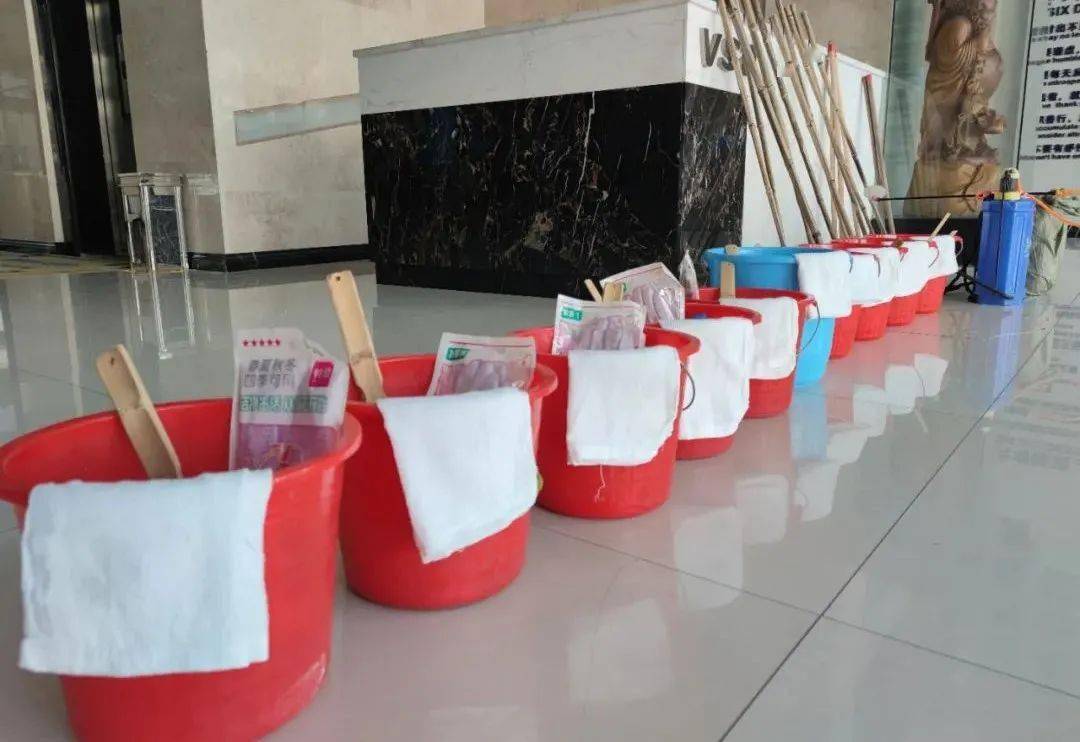 扫除道清扫厕所之尘除去心中之垢