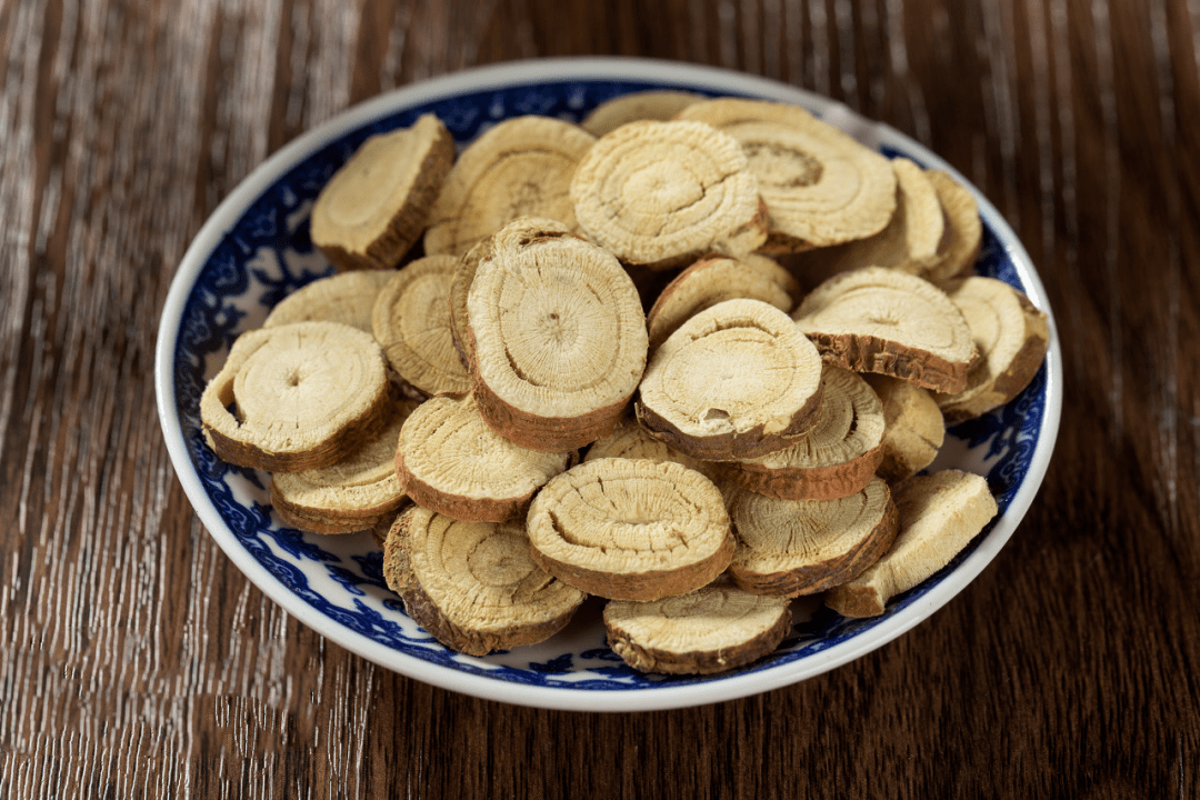 它被誉为中药里的"和事老",可调和百药,独得医圣仲景的青睐!