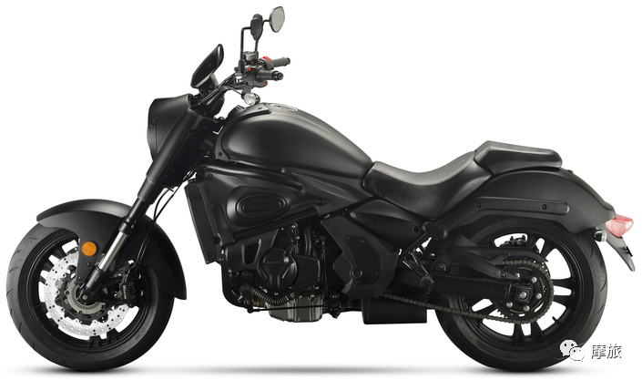 又一款国产双缸650太子车来了.