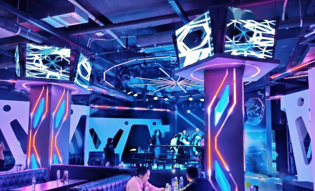 喝酒蹦迪857宜春人夜生活新去处开业酒水小吃免费送