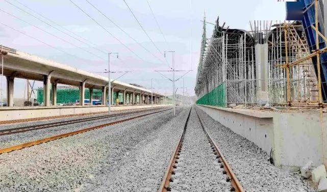 牡佳客专牡丹江段轨道铺设完成新建站房是酱紫滴↘